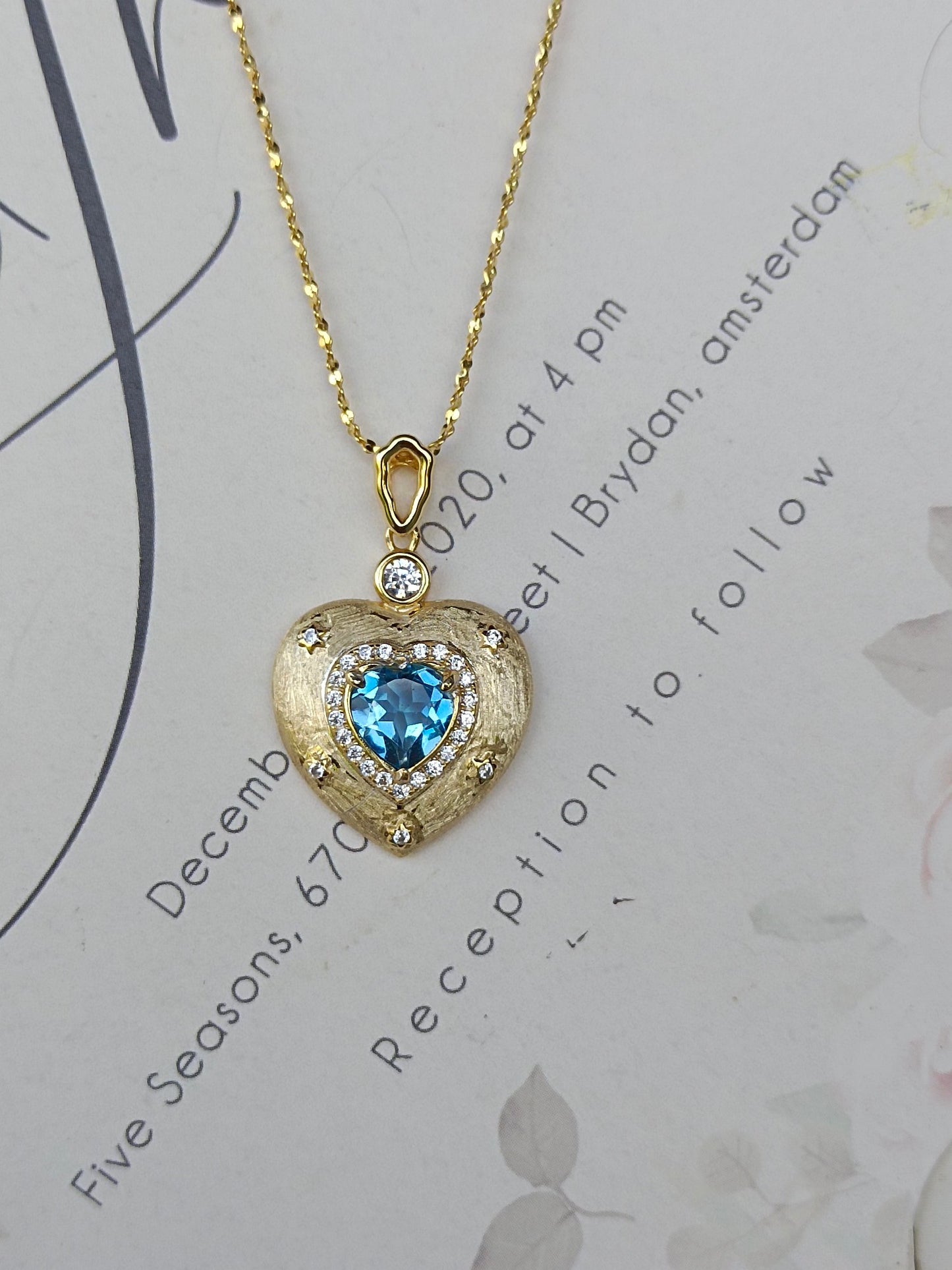Naturlig Topaz Heart Pendant smykker - en glitrende glede