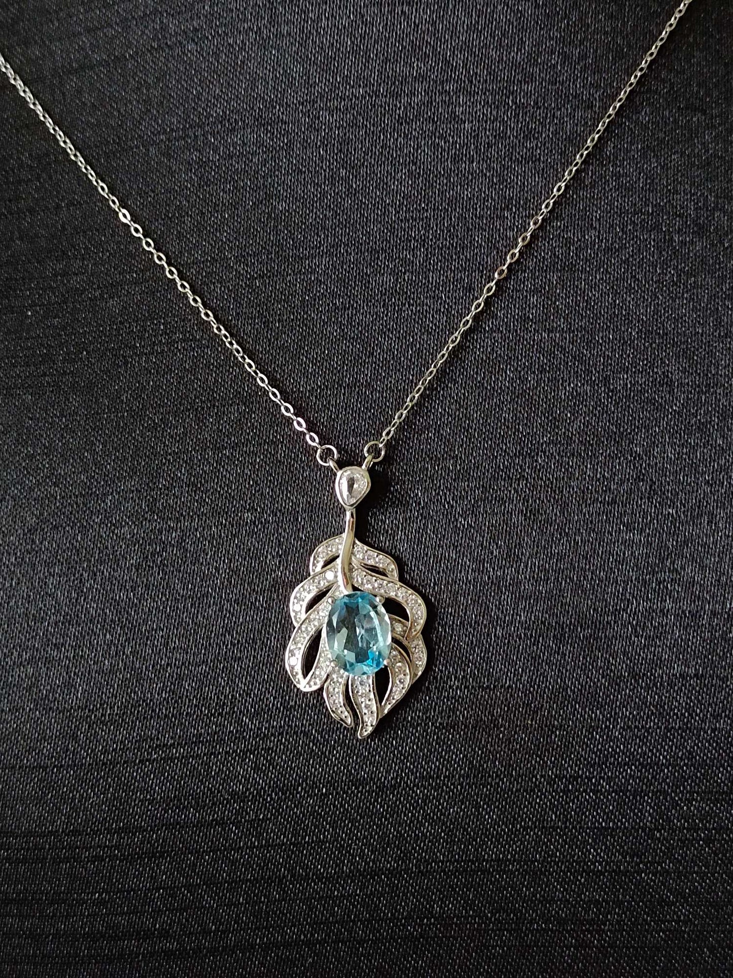Exquisite Natural Topaz Feather Pendant Jewelry