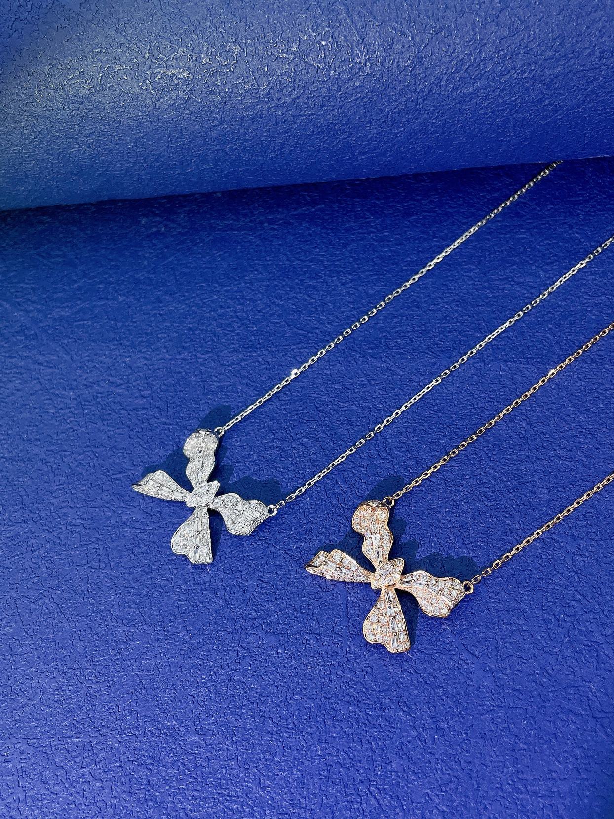 18K Diamond Bowknot Pendant Necklace - Elegant Jewelry Piece - White Diamond Necklace