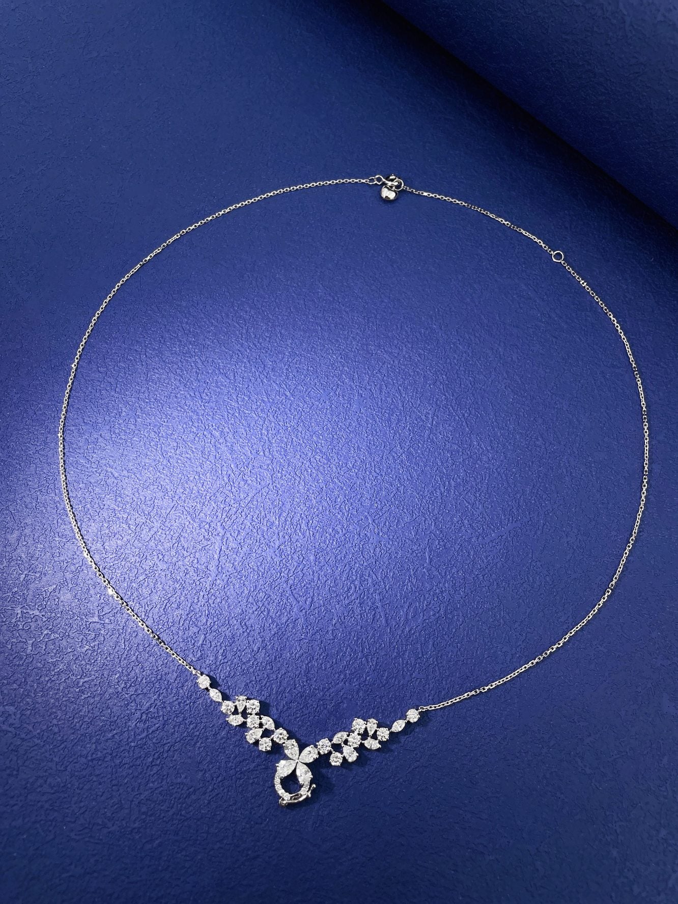 18K Diamond Four-Leaf Clover Waterdrop Pendant with Universal Clasp - Premium Jewelry - White Diamond Chain