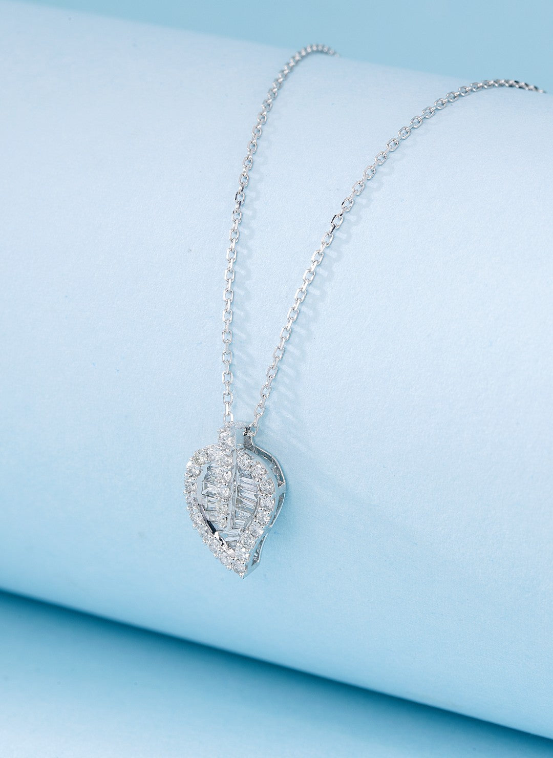 18K Diamond Leaf Step Cut Necklace - Exquisite Jewelry Piece - White Diamond Necklace