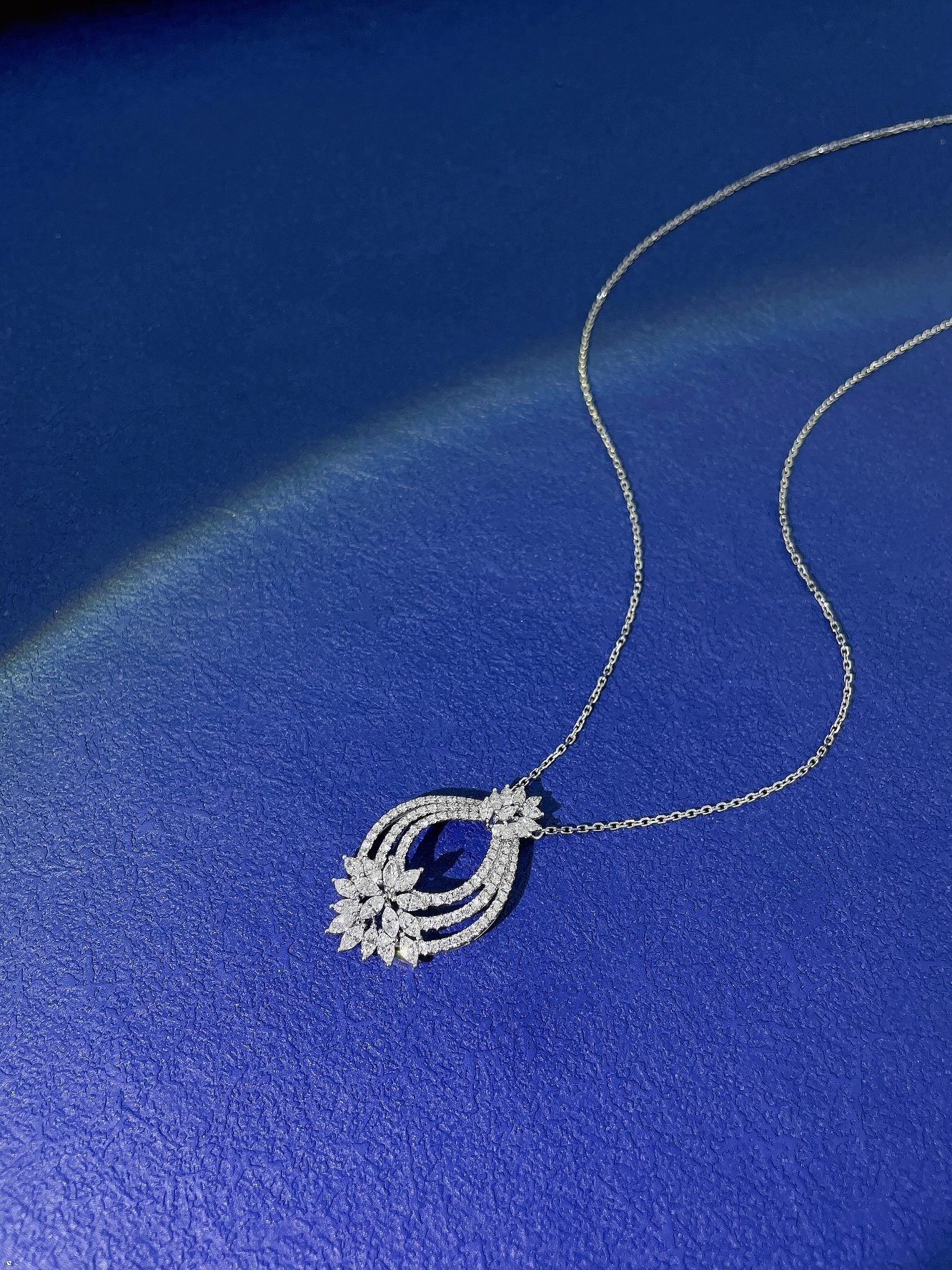 18K Diamond Marquise Pineapple Necklace - Luxurious Jewelry Piece - White Diamond Necklace
