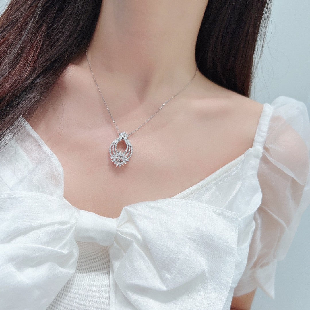18K Diamond Marquise Pineapple Necklace - Luxurious Jewelry Piece - White Diamond Necklace