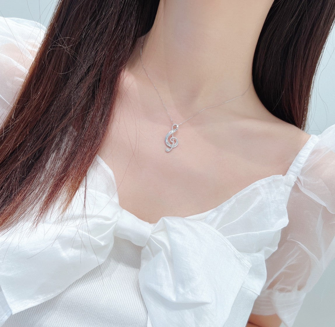 18K Diamond Music Note Necklace - Exquisite Jewelry Piece - White Diamond Necklace