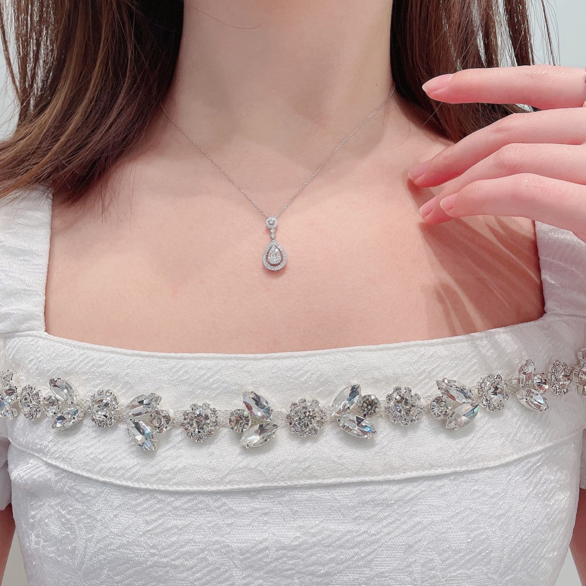 18K Diamond Openwork Waterdrop Necklace - Luxury Jewelry - White Diamond Necklace
