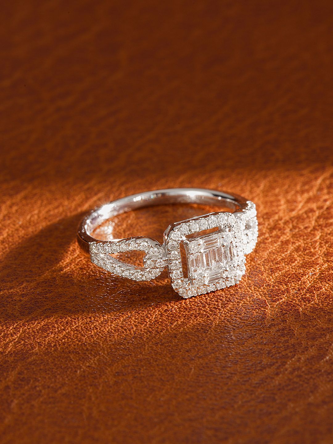 18K Diamond Square Sugar Double-Loop Ring - Luxurious Jewelry - White Diamond Ring