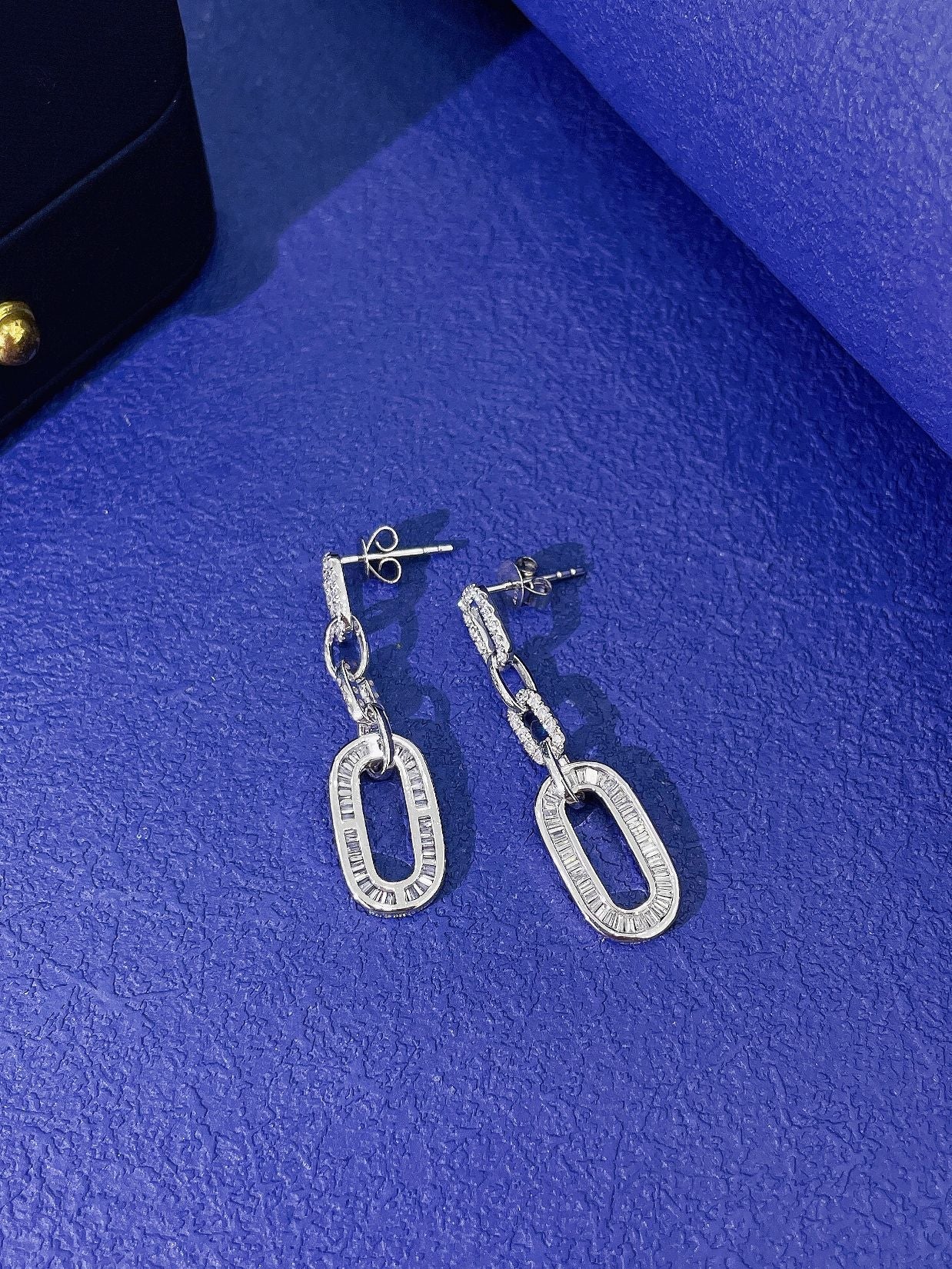 18K Diamond Tiered Square Interlocking Earrings Jeweler.Jewelry