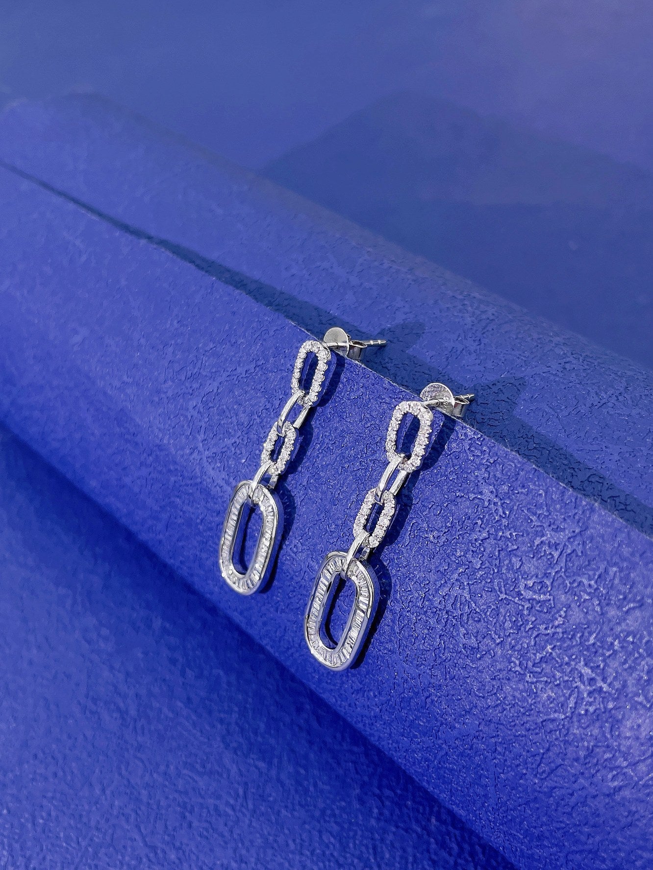 18K Diamond Tiered Square Interlocking Earrings Jeweler.Jewelry