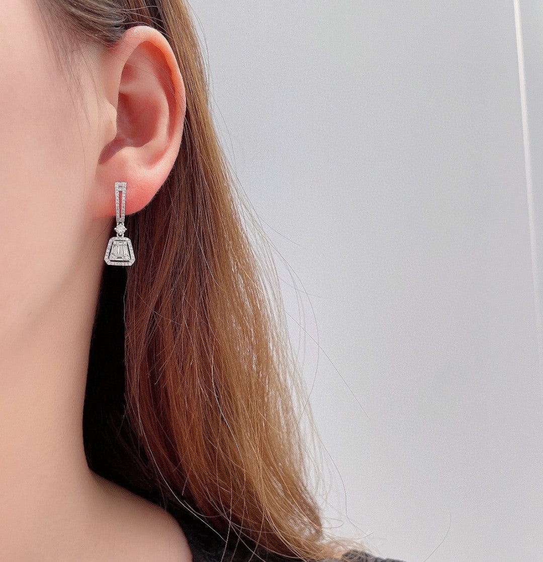 18K Diamond Trapezoid Earrings - Luxury Jewelry Piece Jeweler.Jewelry