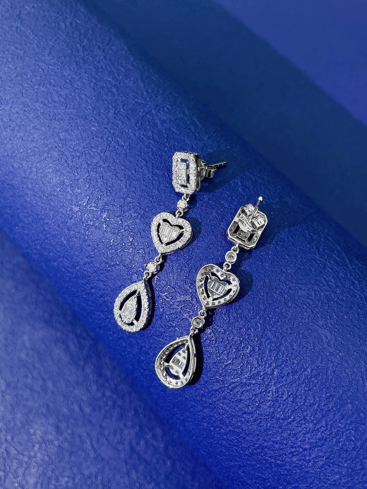18K Diamond Waterdrop Heart-shaped Earrings - A Sparkling Jewelry Choice Jeweler.Jewelry