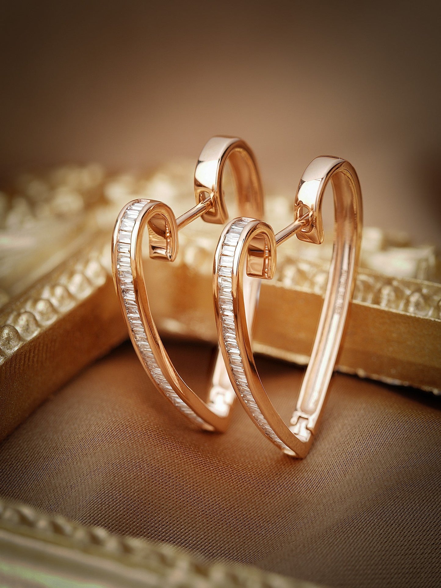 18K Heart-Shaped Hollow Ear Clips Jewelry Jeweler.Jewelry