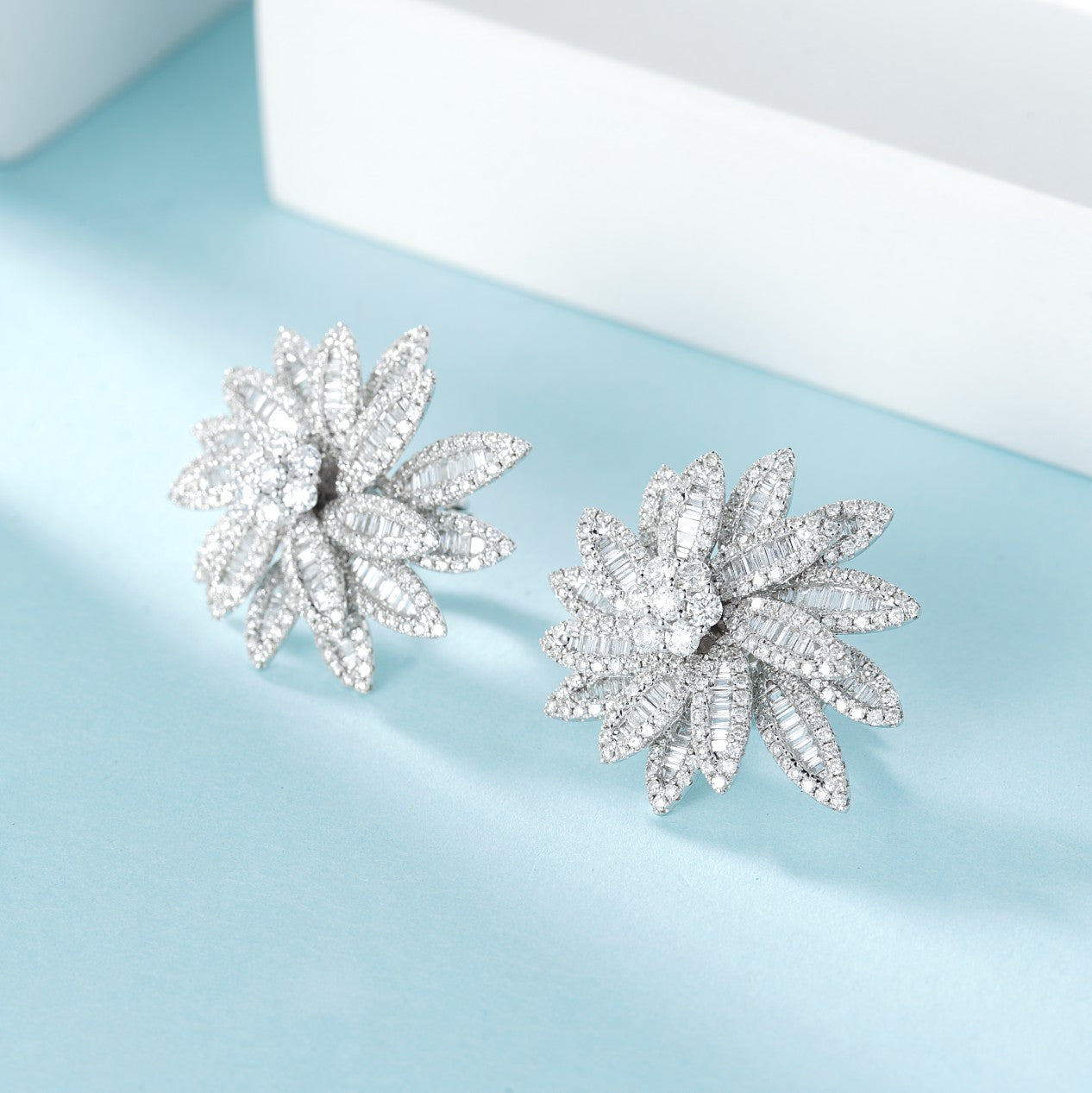 18K Maple Leaf Ear Clips Jewelry with Diamond Accent Jeweler.Jewelry