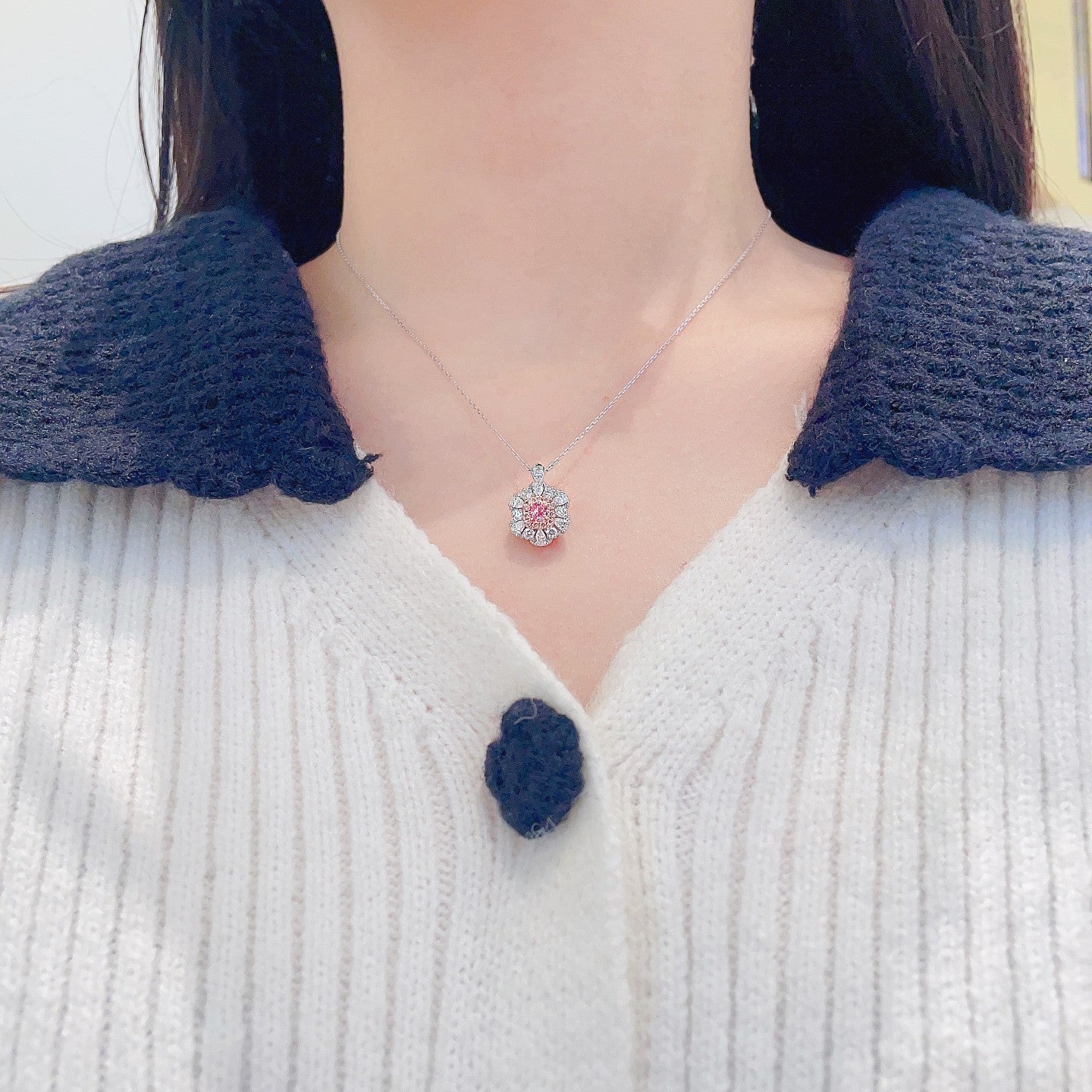 18K Pink Diamond Pillow-Shaped Teardrop Pendant/Brooch - Luxury Jewelry - Pink Diamond Ring