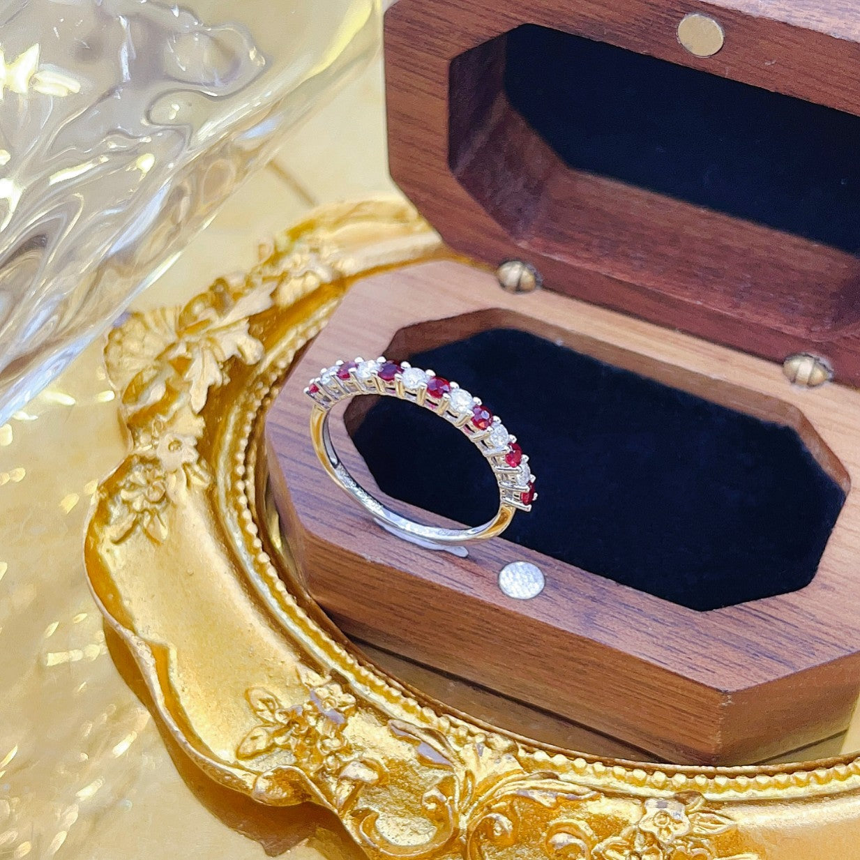 18K Red Gemstone and Diamond Interval Small Row Ring - Premium Jewelry - Red Treasure Ring