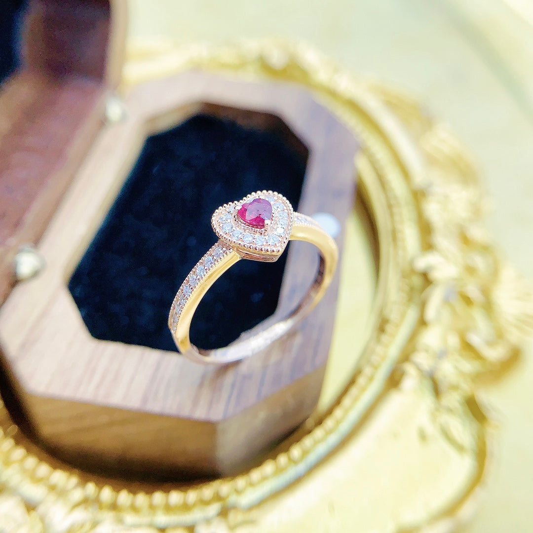 18K Red Gemstone Heart-Shaped Beaded Edge Ring - Luxurious Jewelry - Red Treasure Ring