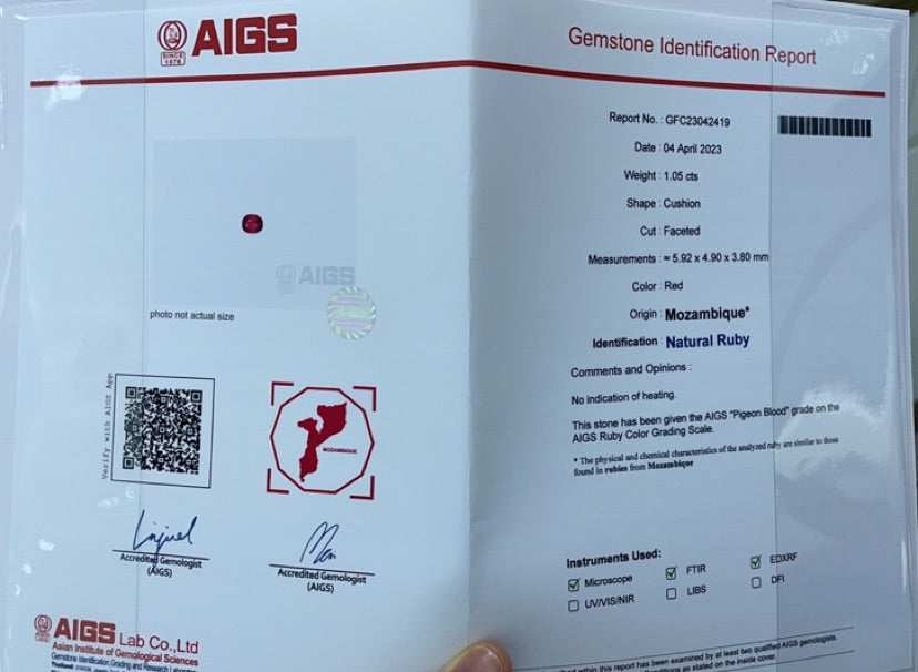 18K Red Gemstone Irregular Butterfly Ring with AIGS Certificate - Red Treasure Ring