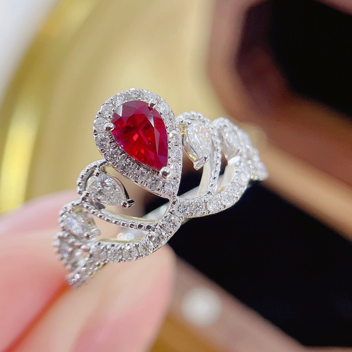 18K Red Gemstone Waterdrop Chaumet-Inspired Ring | Premium Jewelry - Red Treasure Ring