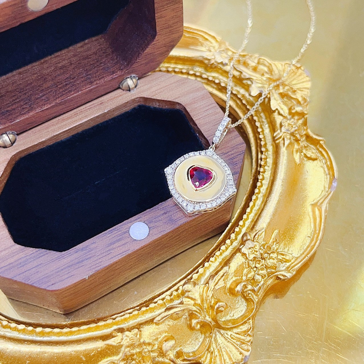 18K Rose Gold Heart-Shaped Pendant with Diamond Halo Necklace - Jewelry - Red Treasure Necklace