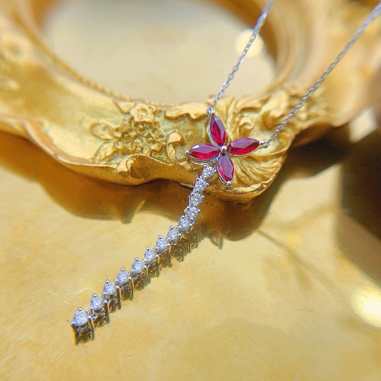 18K Ruby Four-Leaf Marquise Necklace - Exquisite Jewelry Piece - Red Treasure Necklace