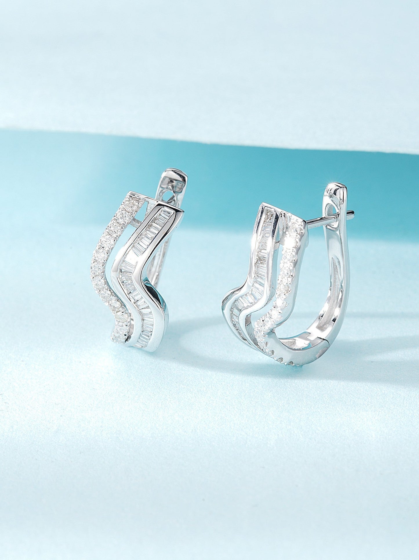 18K💎弯形耳钉 Jeweler.Jewelry