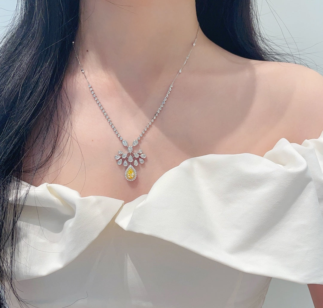 18K White and Yellow Gold Diamond Pendant Necklace with Peacock Design - Exquisite Jewelry - Yellow Diamond Necklace