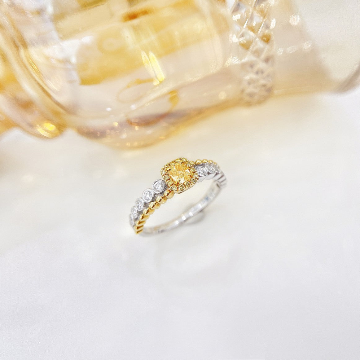 18K Yellow Gold Diamond Cushion-Cut Color-Separated Ring | Premium Jewelry - Yellow Diamond Ring