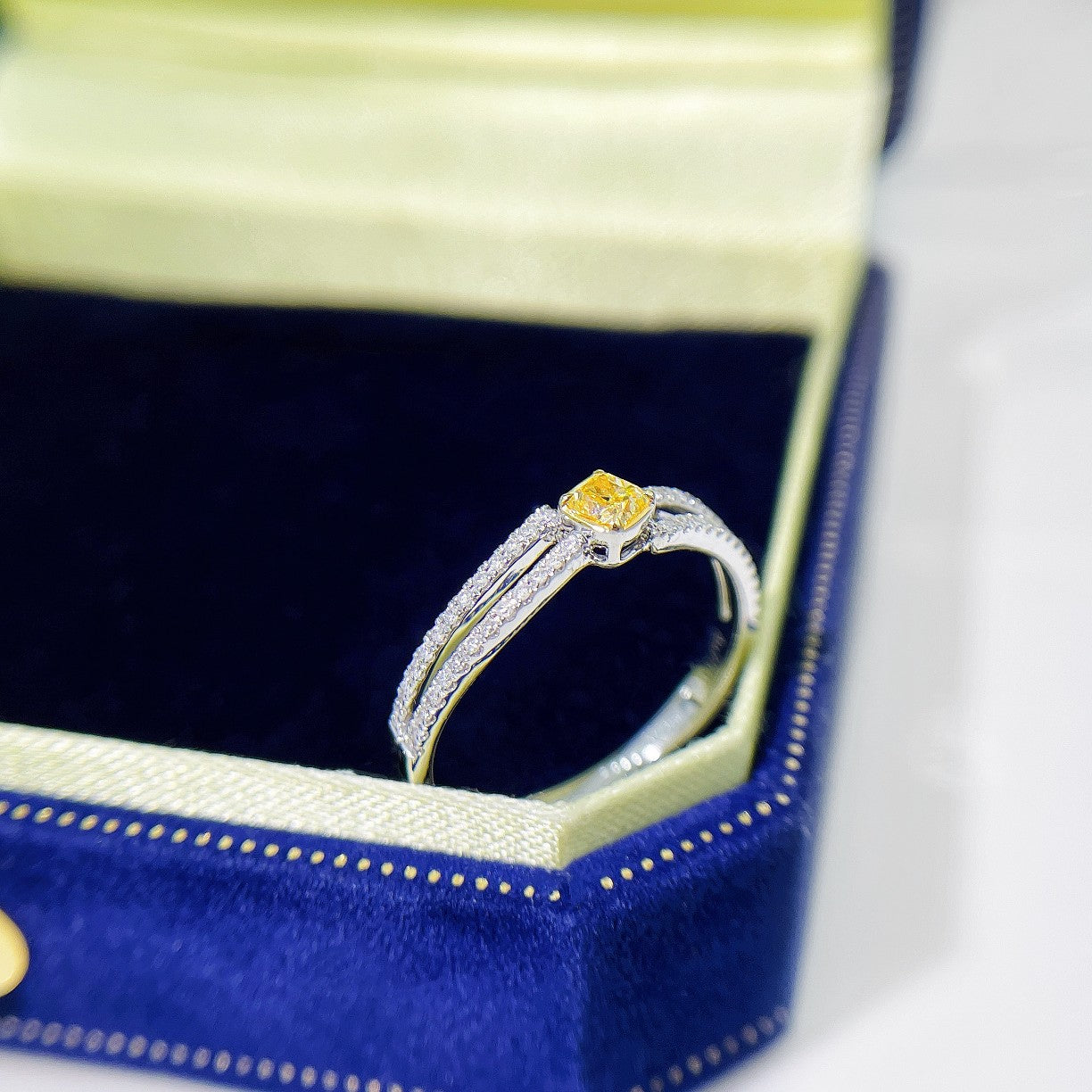 18K Yellow Gold Diamond Pillow Double Curve Ring - Luxurious Jewelry - Yellow Diamond Ring