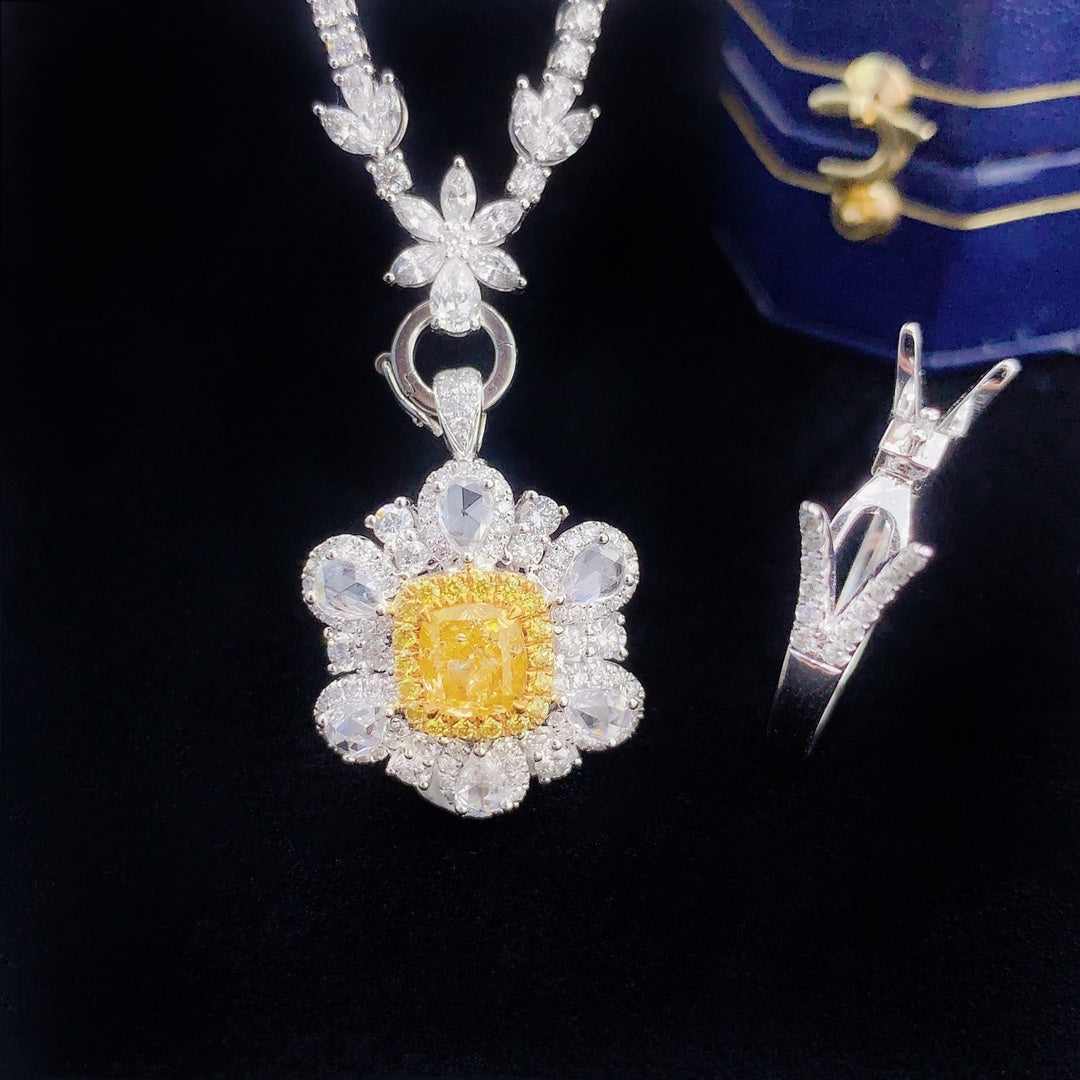 18K Yellow Gold Diamond Pillow-Shaped Y-Arm Luxury Two-Way Wear Jewelry - Yellow Diamond Ring