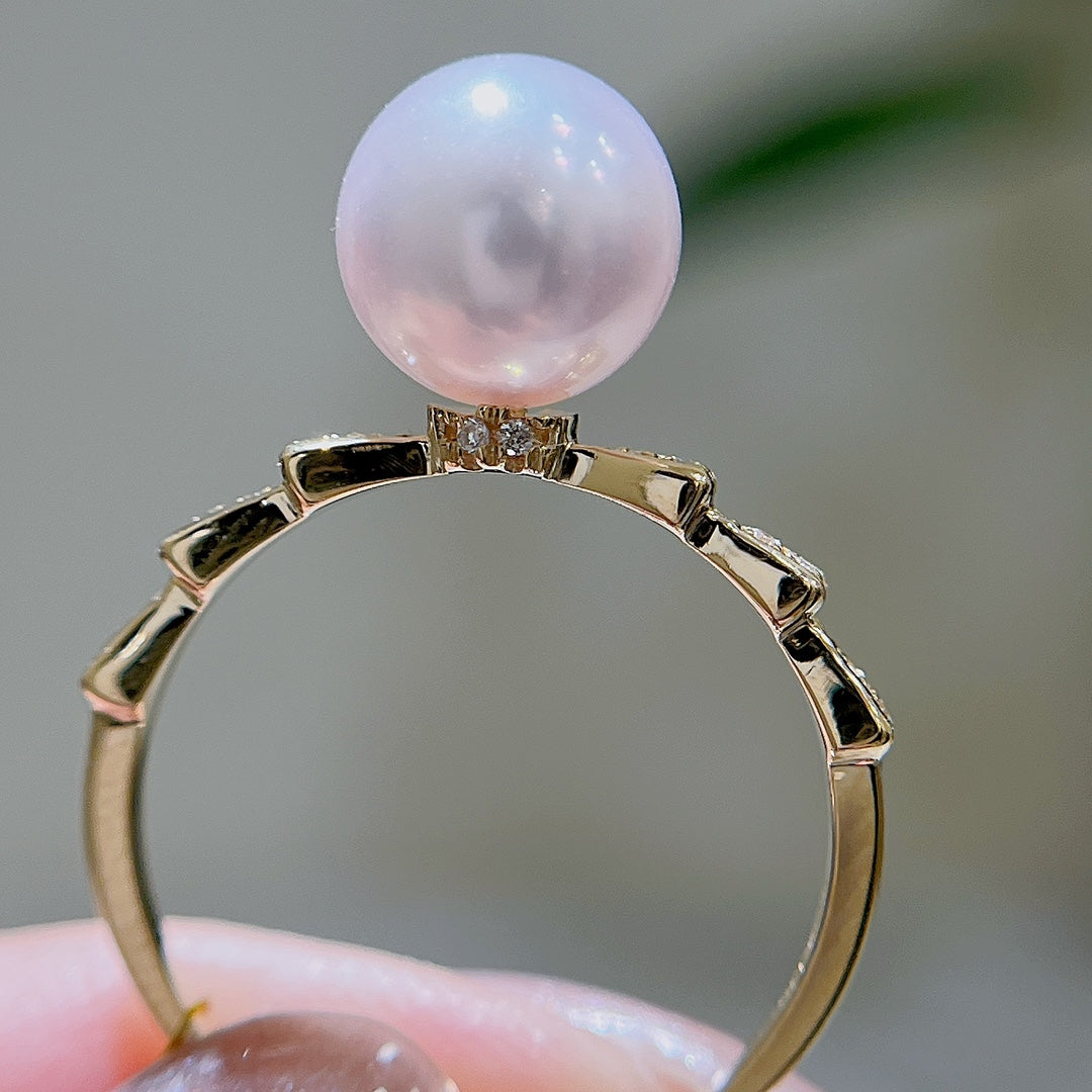 Joyería de perlas Akoya de 8-8,5 mm con detalles de diamantes y oro de 18 quilates