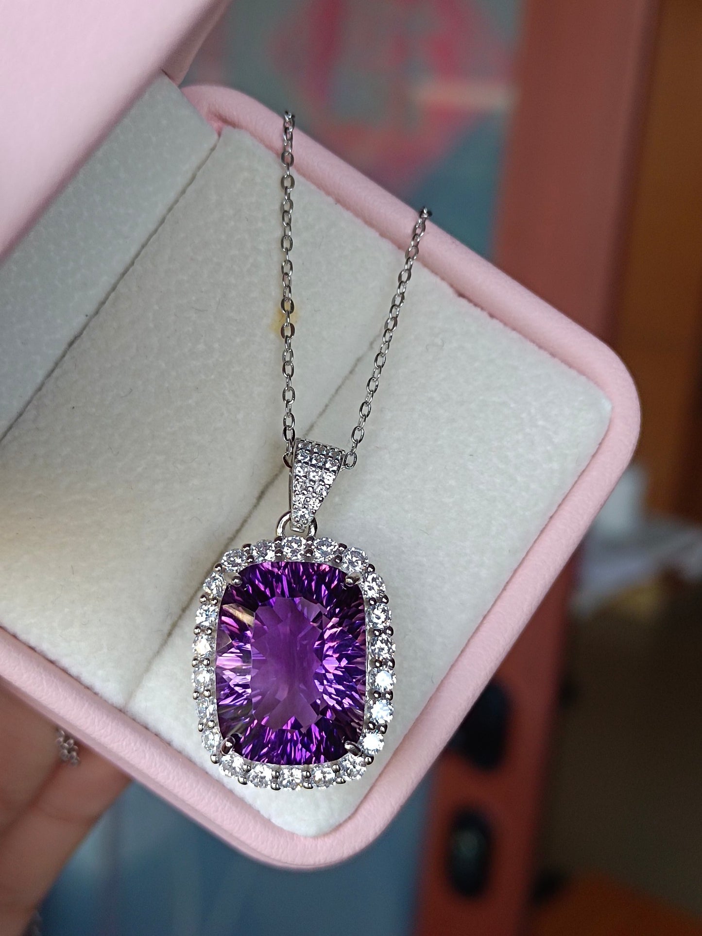 Colgante de joyería de amatista natural de lujo - Resplandor púrpura místico