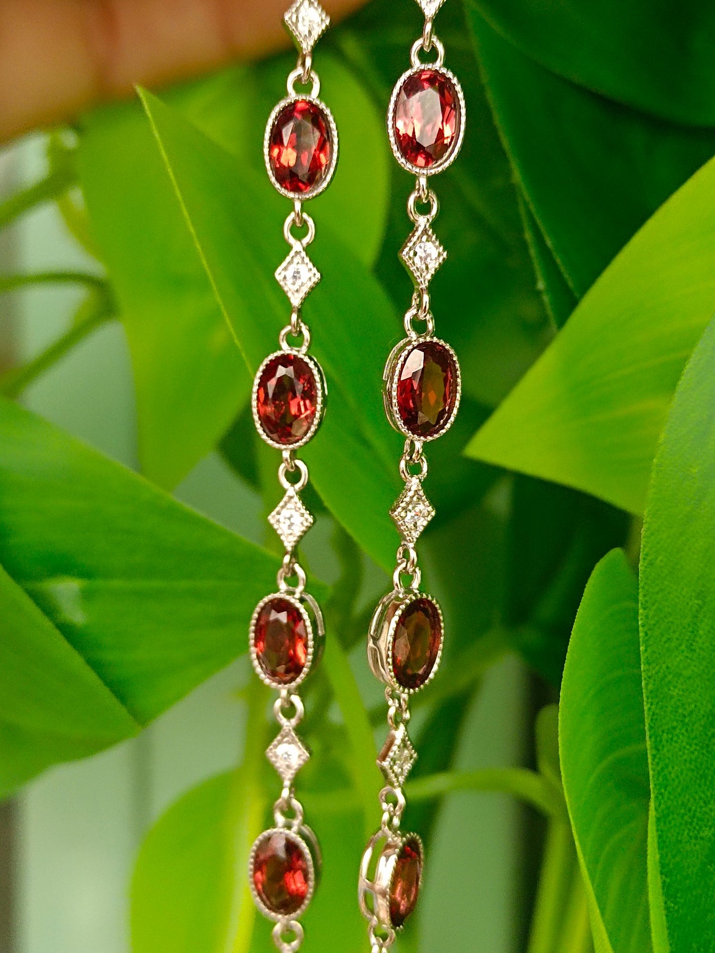 Bracciale in pietra di granato naturale - Gioielli eleganti e vitali