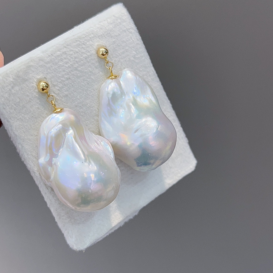 Bijoux en perles baroques d'eau douce naturelles de qualité supérieure intégrées en or 18 carats