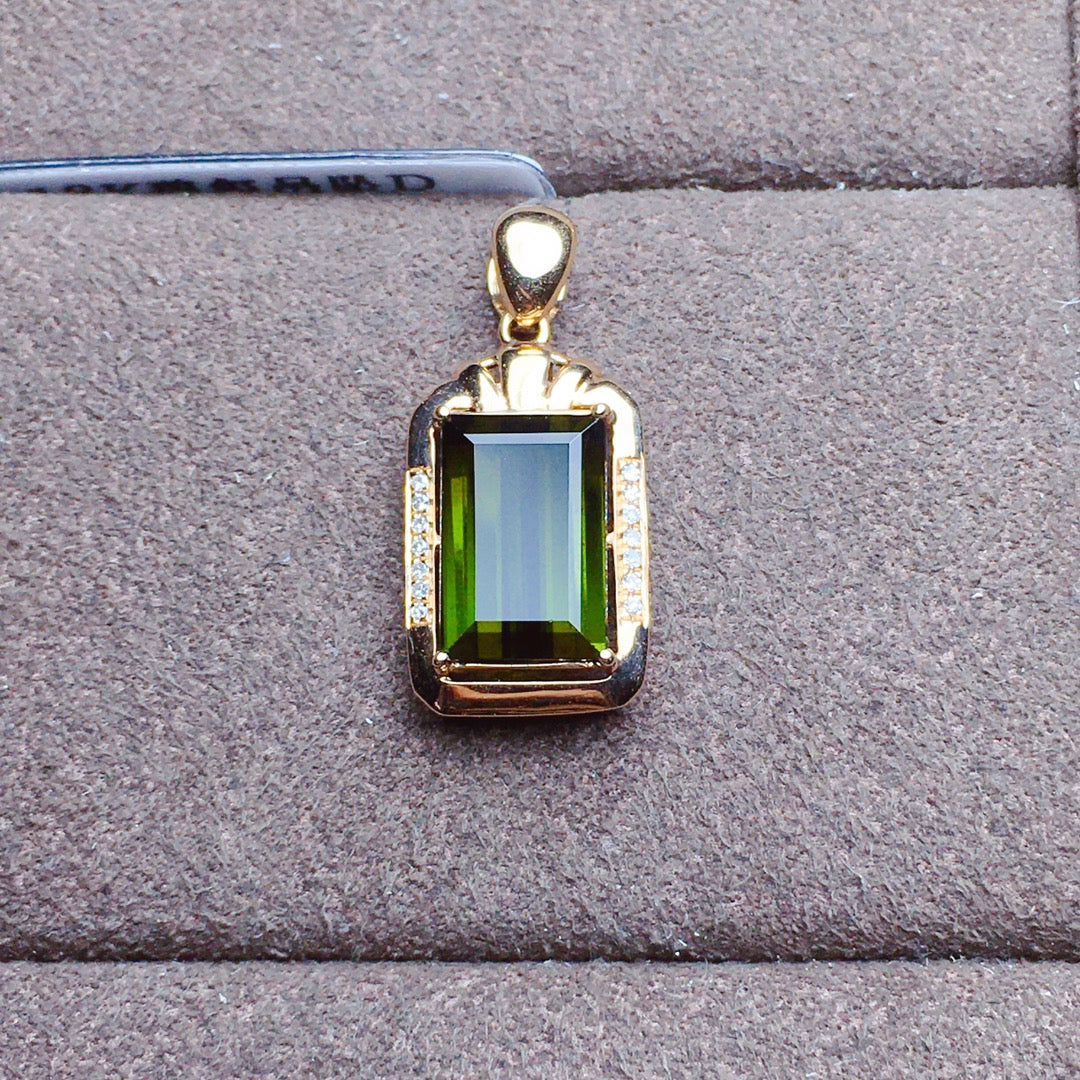 Natural Tourmaline Pendant - Elegant Jewelry Craftsmanship