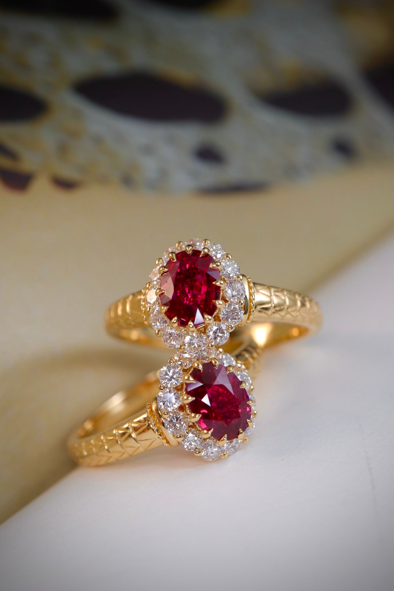 Cincin Ruby Vintage Bermutu Tinggi - Permata Perhiasan