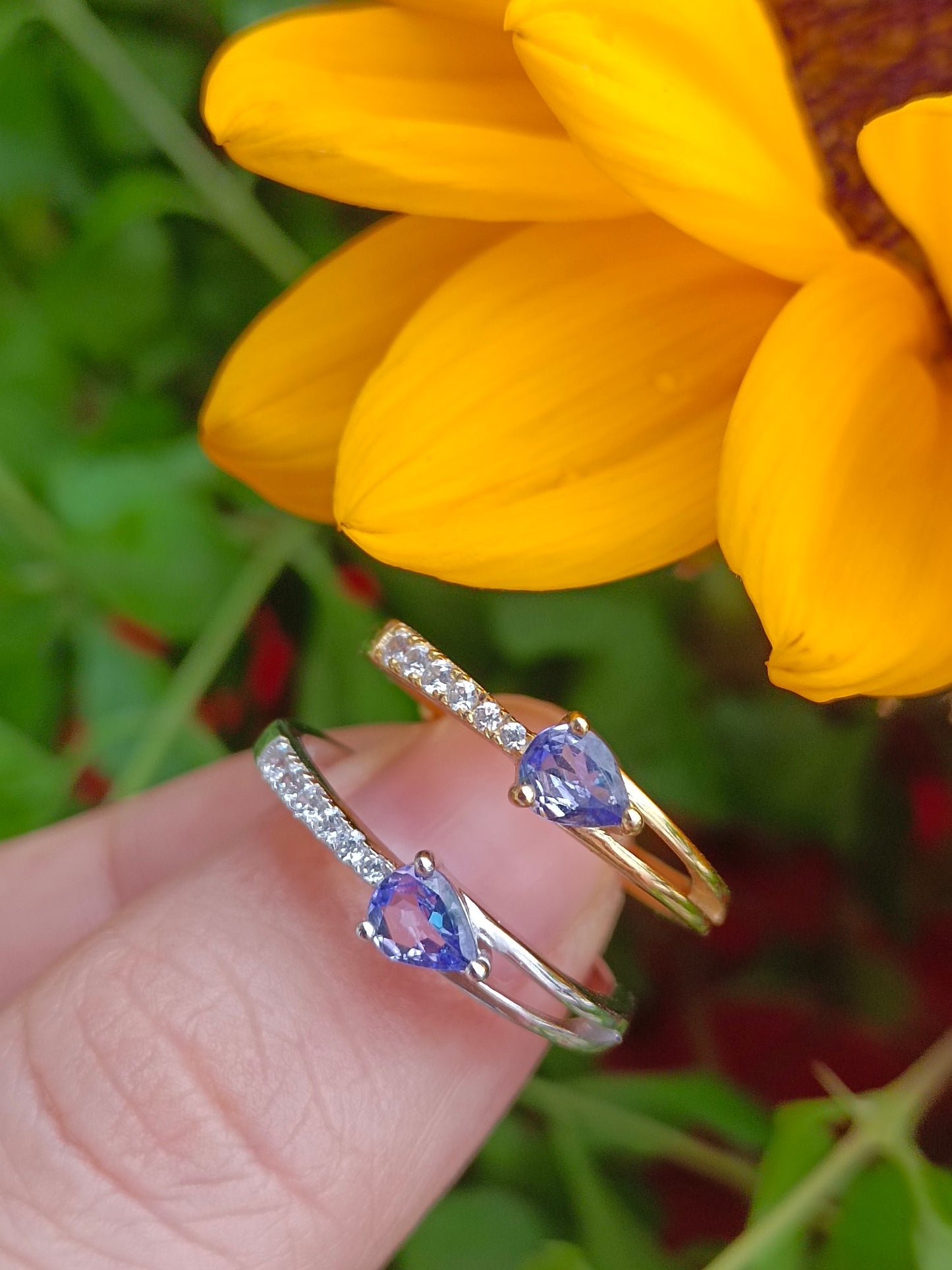 Bague Tanzanite exquise - Une touche d'élégance dans des bijoux minimalistes
