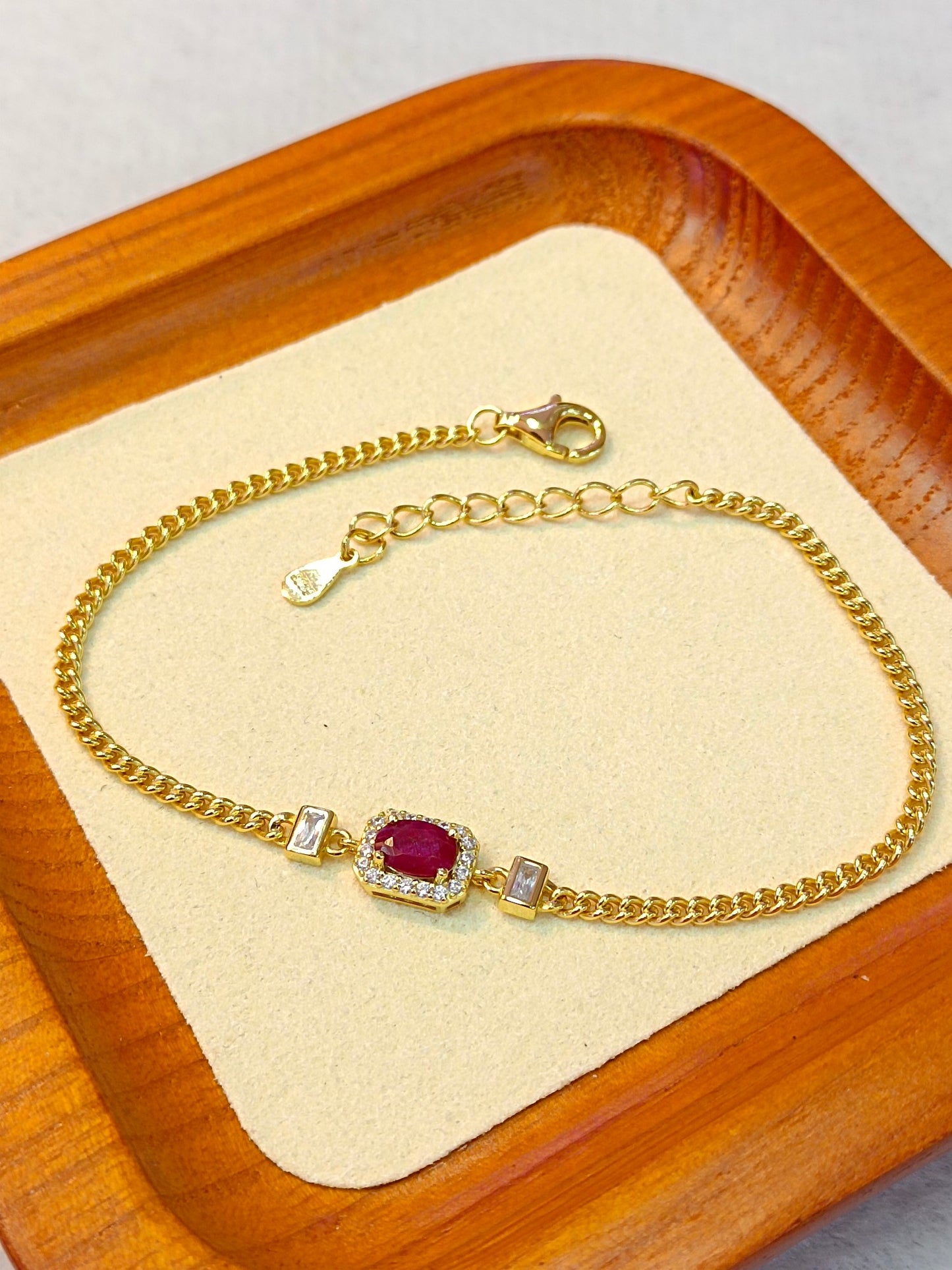 S925 Sterling Silver Ruby Embedded Armband - Elegant fransk romantik möter modern chic