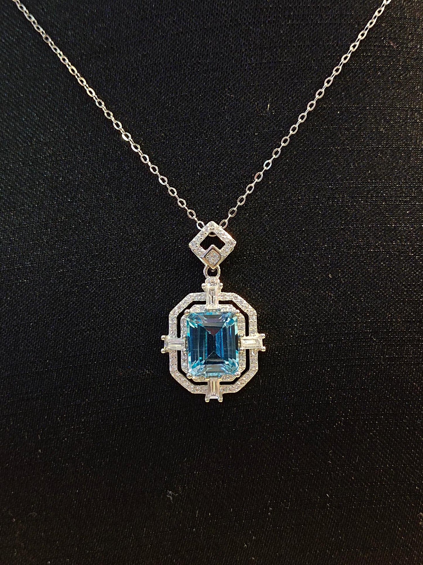 Natural Topaz Square Pendant Jewelry - A Symbol of Loyalty and Friendship