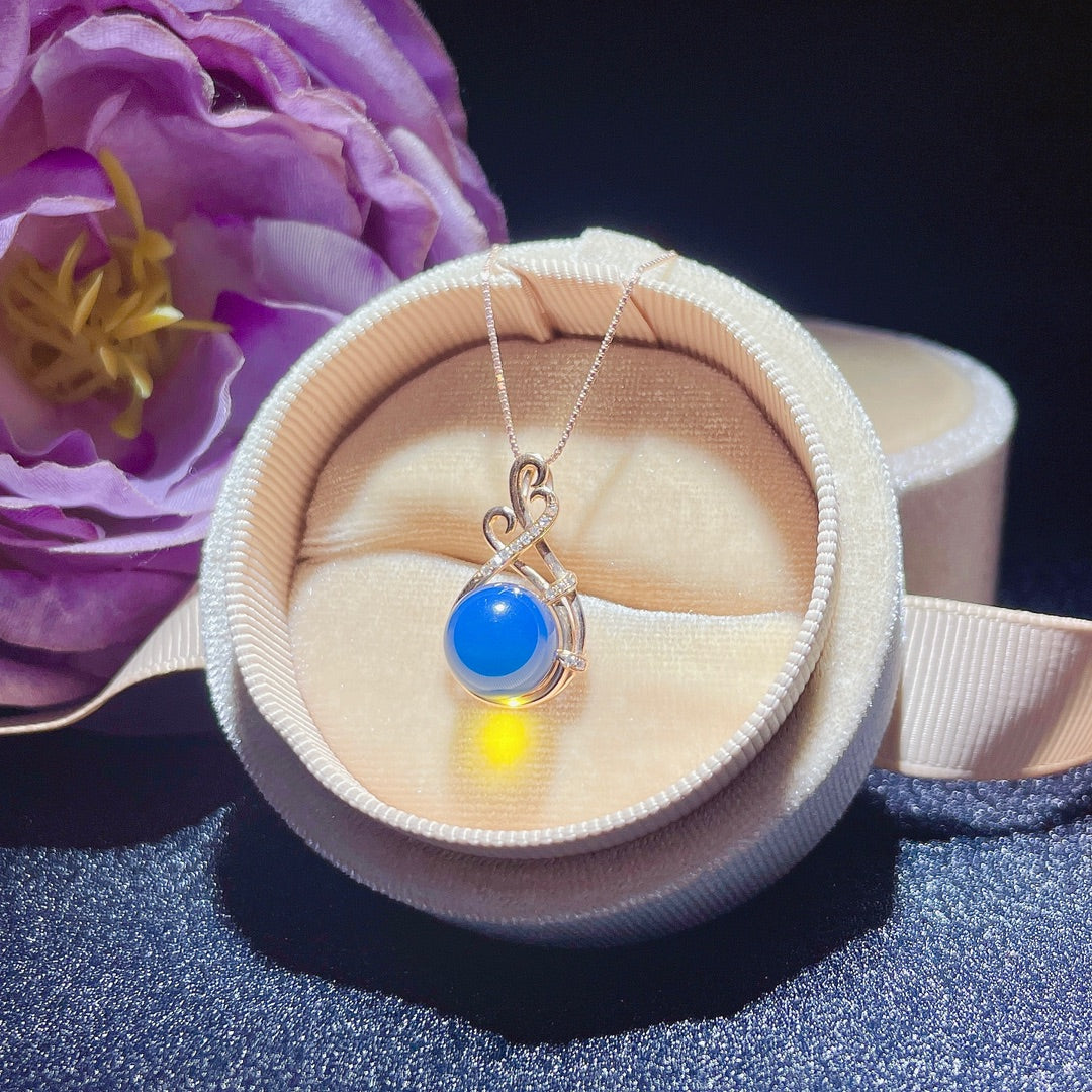 Pendentif Ambre Bleu Dominicain Intégré en Or 18 Carats - Bijoux Célestes