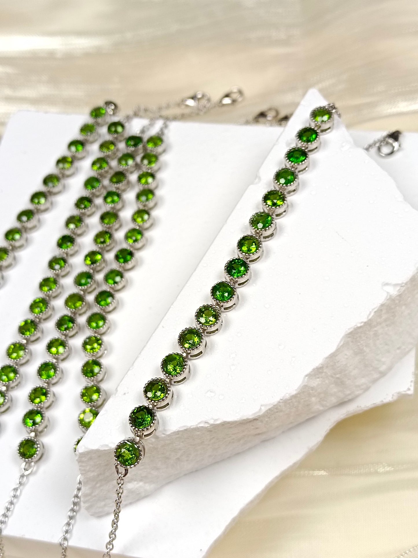 Elegant S925 Silver Embedded Diopside Bracelet - A Touch of Summer Freshness Jewelry