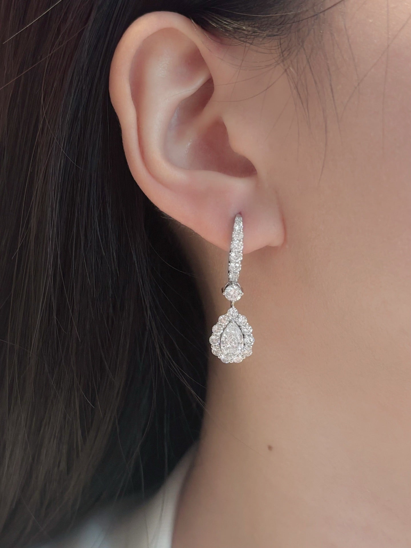 Boucles d'oreilles incrustées de diamants et de perles de culture 18 carats | Bijoux de luxe