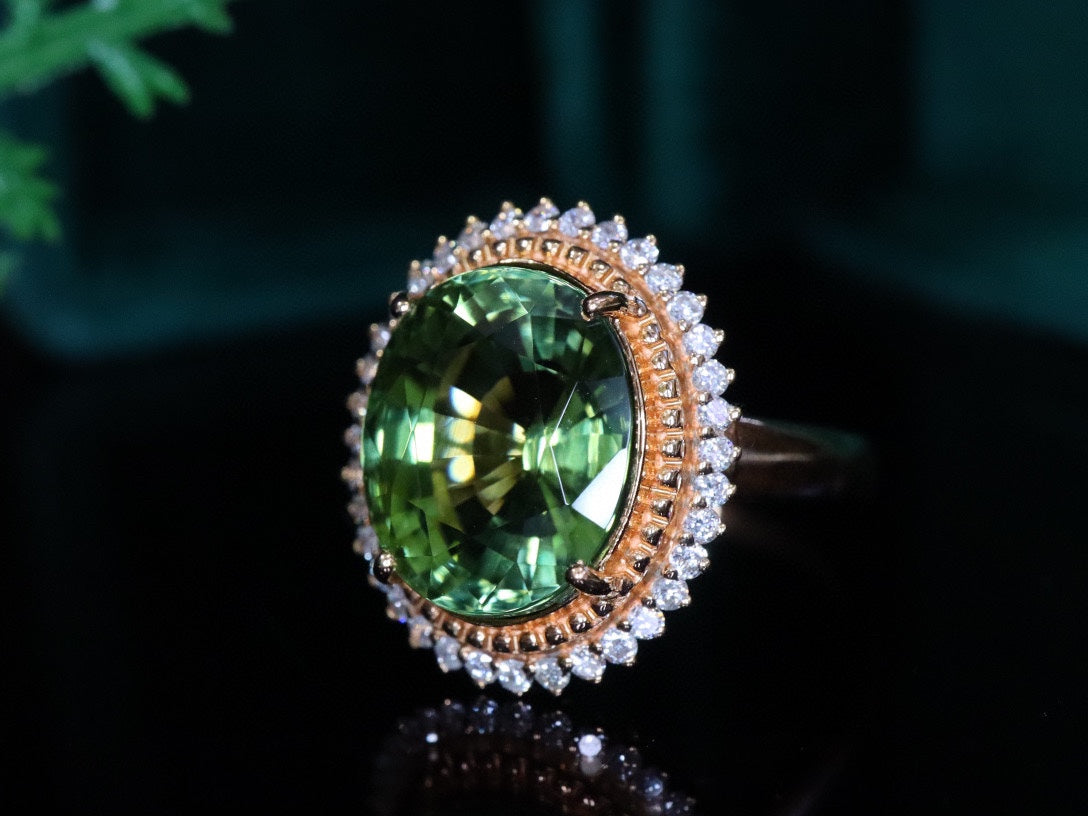 Luxuriöser individueller Schmuck: Exquisites Set aus Ring und Halskette aus natürlichem Turmalin
