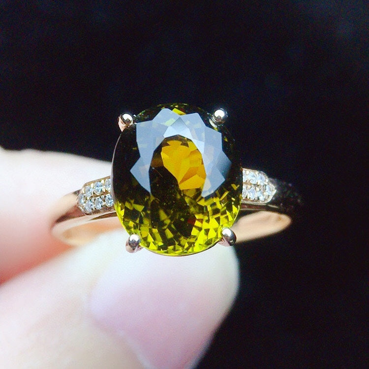 Anillo de turmalina natural en oro de 18 quilates con detalles de diamantes - Jewelry Delight