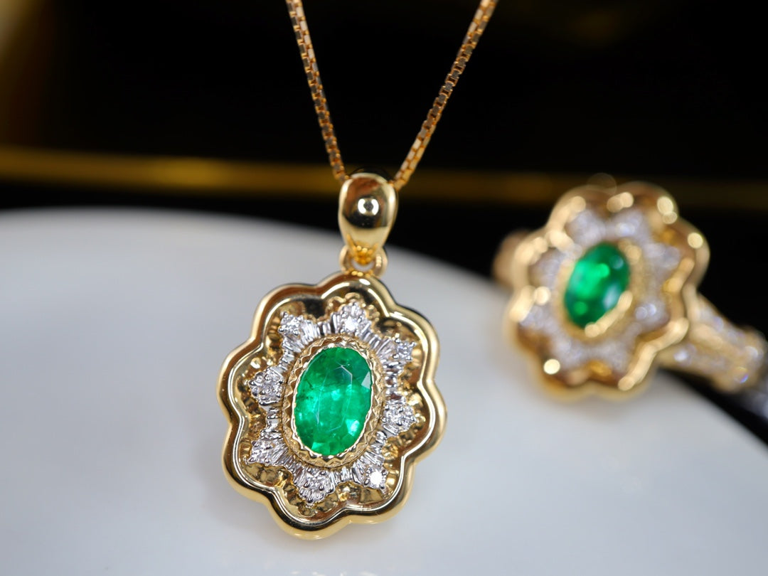 Vintage Panjshir Emerald Pendant Jewelry - A Timeless Treasure