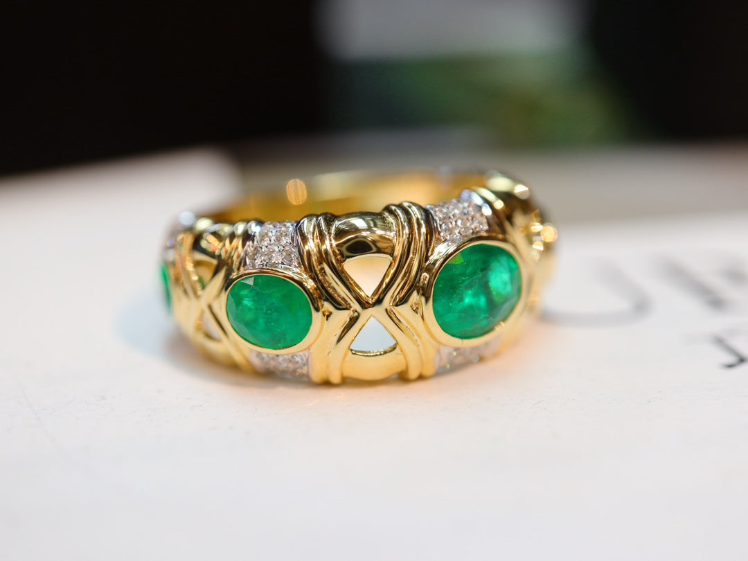 Vintage-inspirierter Smaragd-Stapelring mit Gildenzertifikat