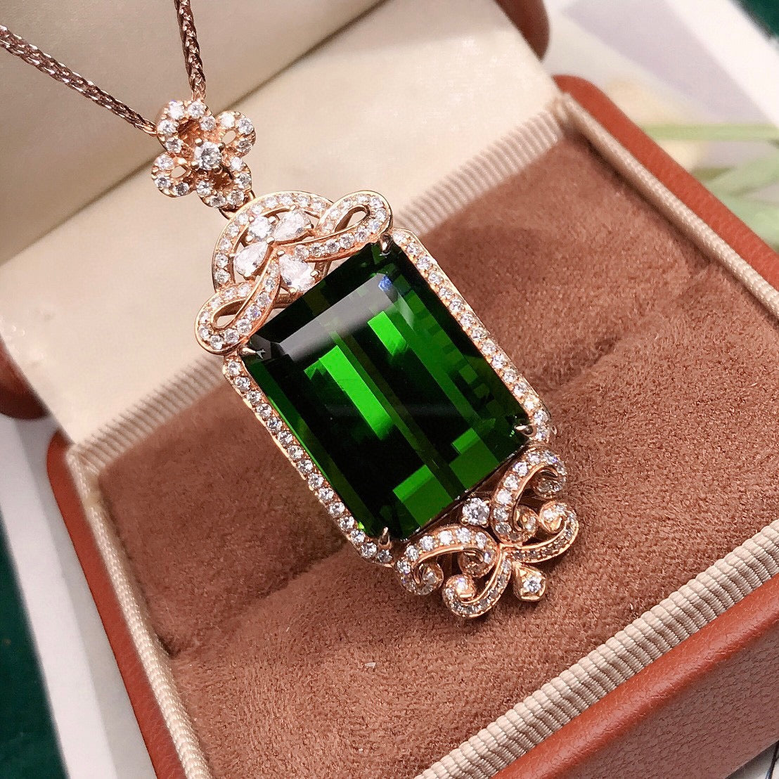 Natural Tourmaline Jewelry: A Rainbow Fallen from Heaven