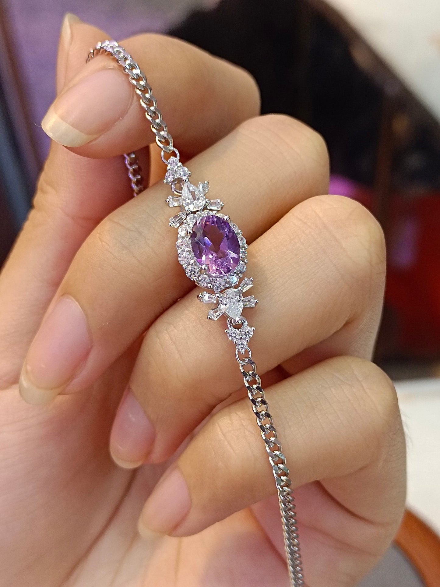 Lussuoso braccialetto con gioielli in ametista in argento S925