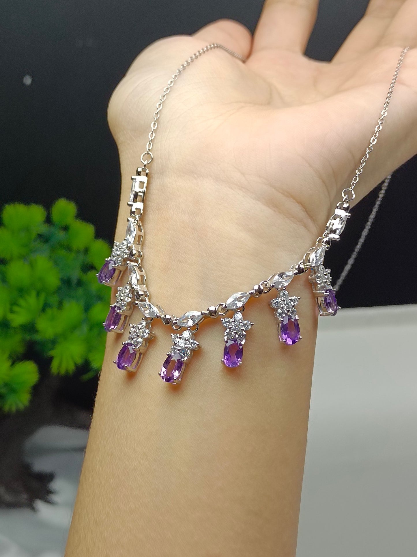 Luxurious S925 Silver Embedded Amethyst Necklace Jewelry
