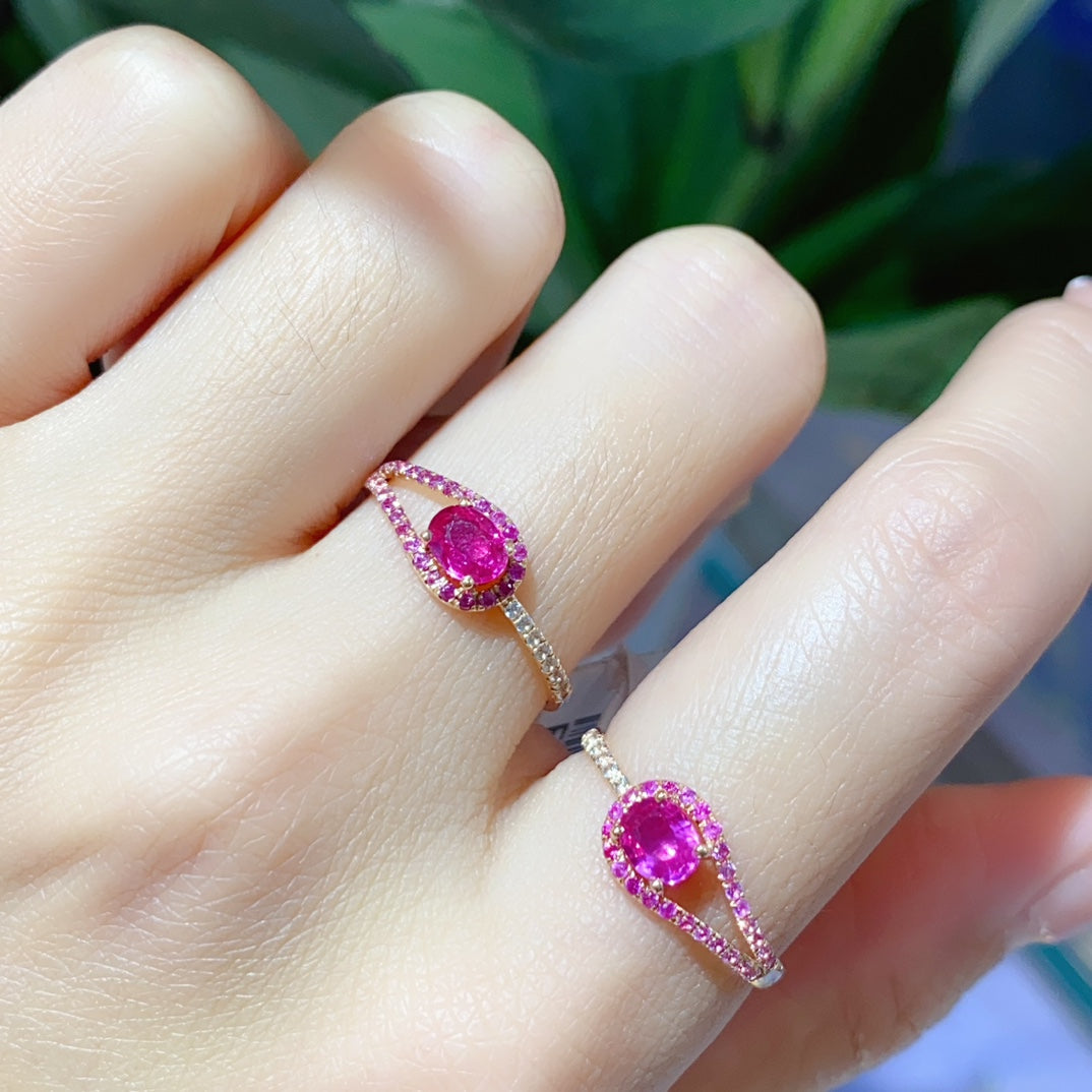 Natural Ruby Ring - Exquisite 18k Gold and Diamond Jewelry