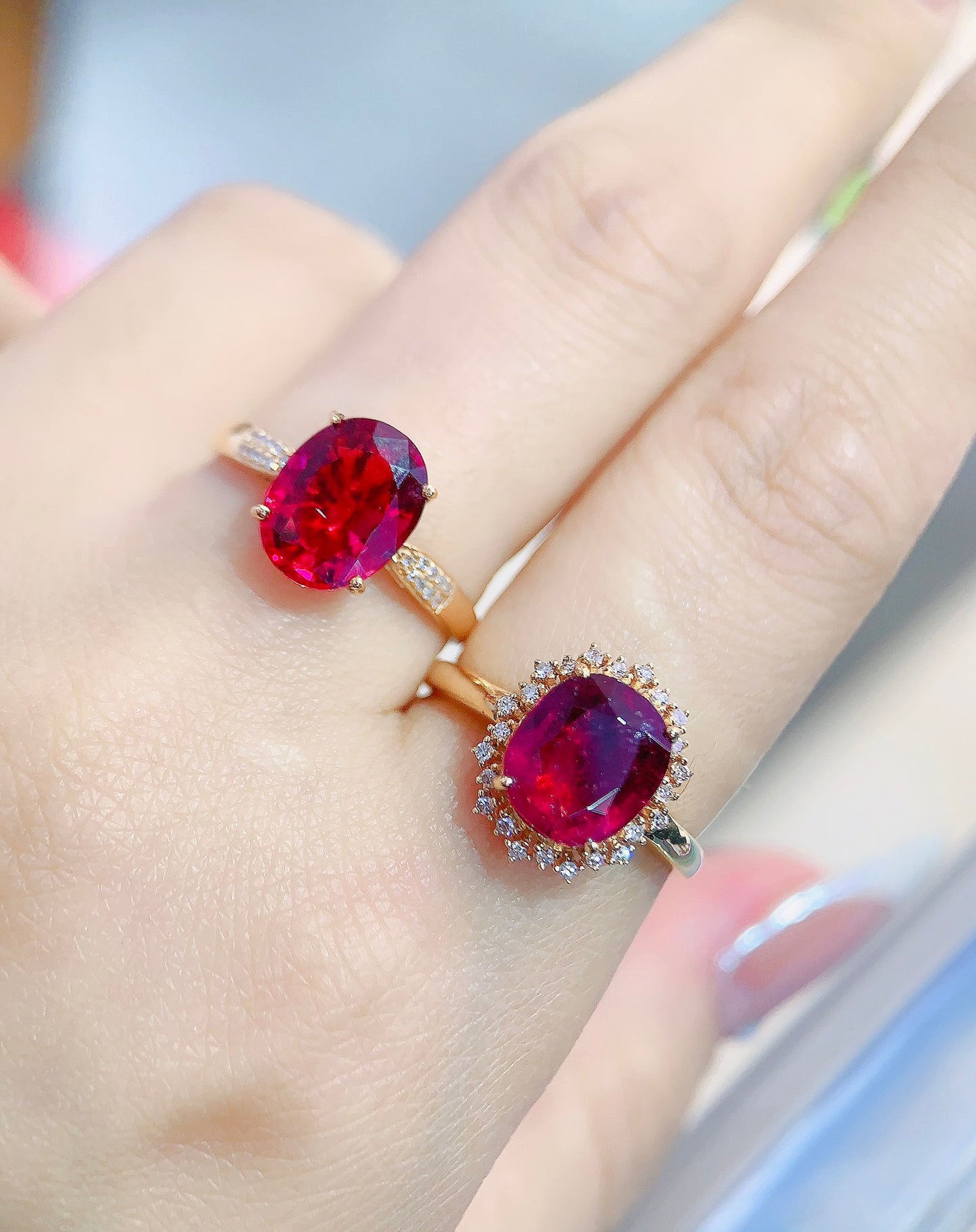 Elegantti 18K kultaa ja timantteja upotettu 碧玺 sormus - eksklusiivisia koruja