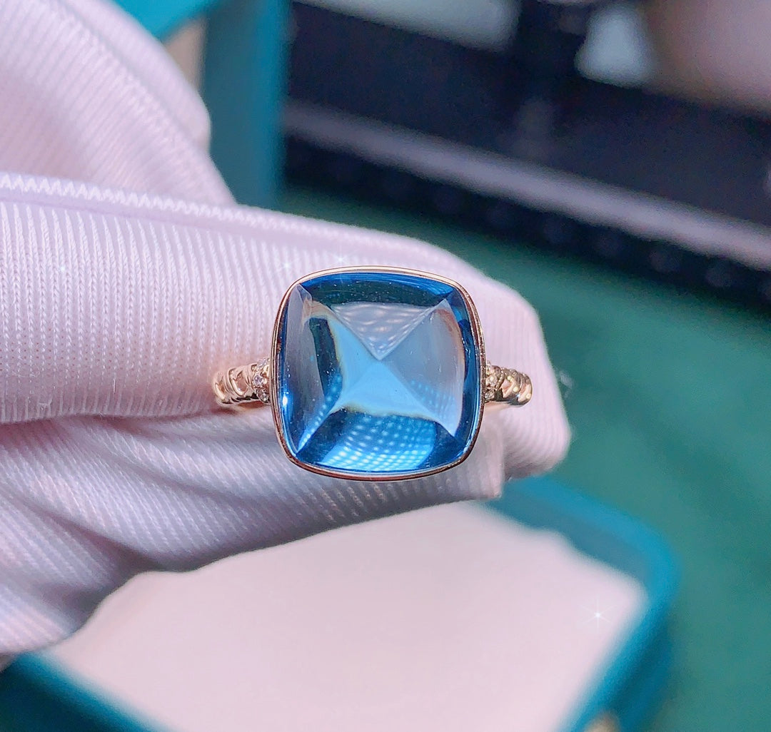 Dazzling Blue Topaz Ring - A Jewelry Masterpiece